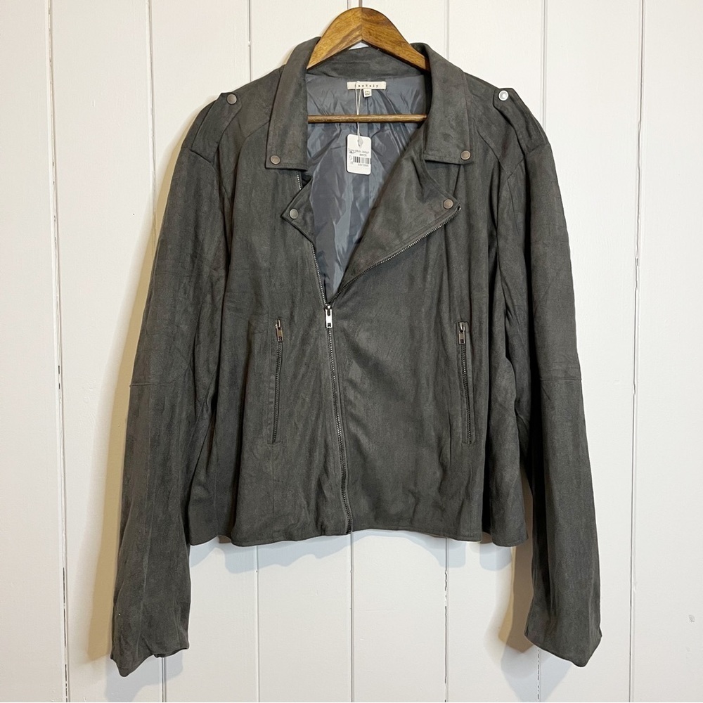 BaeVely Curvy Moto Jacket. Size 2XL.